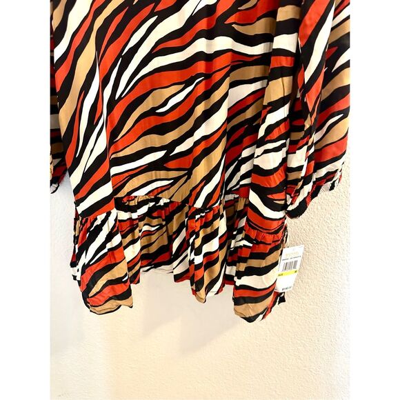 NWT MICHAEL Michael Kors Tunic Cover Up in a tiger print.  Size M - Picture 8 of 9